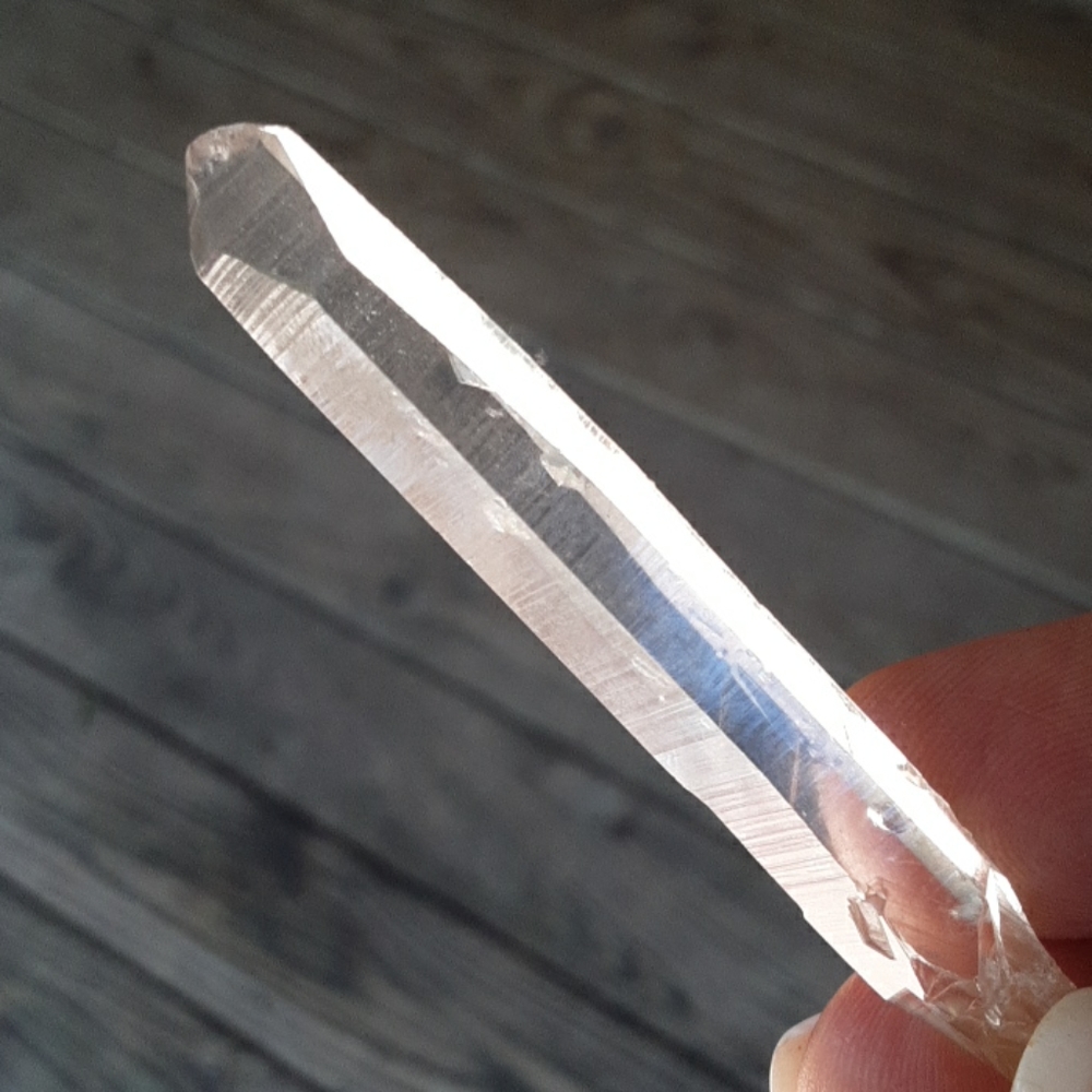 💎Quartz Crystal Point💎 - Picture 1 of 6